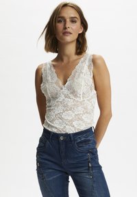 Кружевная блузка