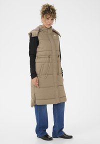 Длинная куртка Длинная куртка