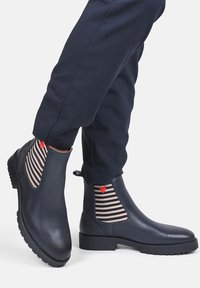 Ботинки челси