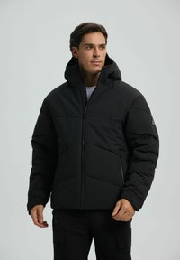 Зимняя куртка