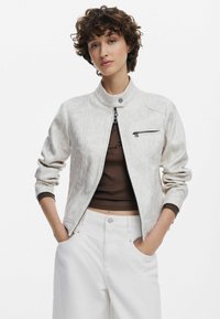 Кожаная куртка