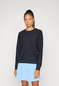 Спортивная толстовка