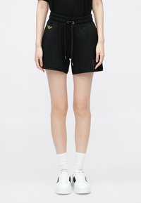 Шорты Шорты