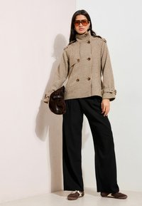 Широкие брюки