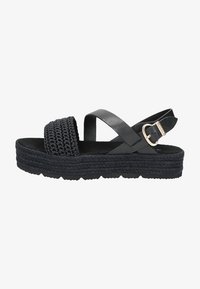 Босоножки на платформе