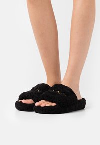 Тапочки Тапочки