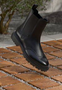 Ботинки челси