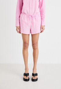 Пляжные шорты