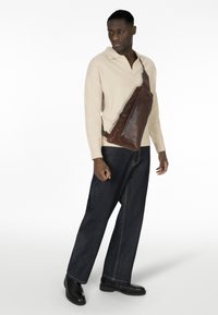 Кожаная сумка