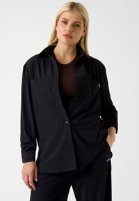 Короткое пальто