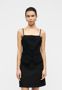 Топ на бретельках Топ на бретельках