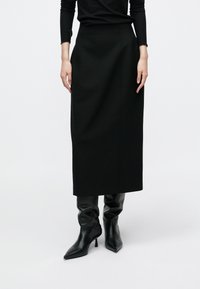 Юбка-карандаш