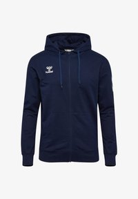 Спортивная кофта