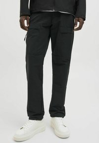 Спортивные штаны Спортивные штаны