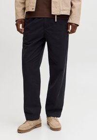 Костюмные брюки