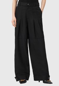 Широкие брюки