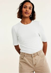 Футболка Футболка