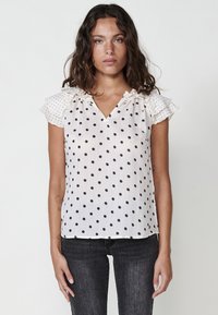 Шифоновая блузка