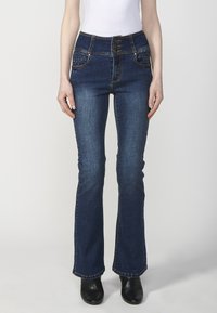 Джинсы Джинсы