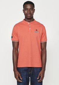 Футболка Футболка