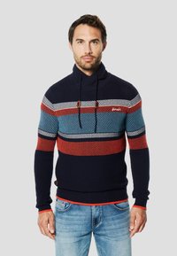 Пуловер Пуловер