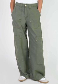 Широкие брюки