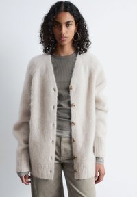 Длинный кардиган