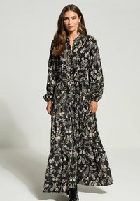 Платье макси