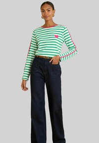 Лонгслив Лонгслив