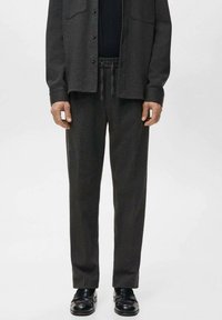 Спортивные штаны