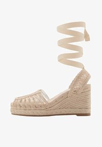 Эспадрильи