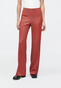 Прямые брюки