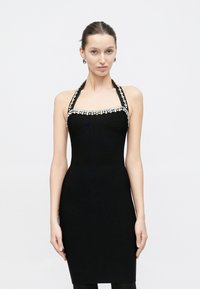 Коктейльное платье