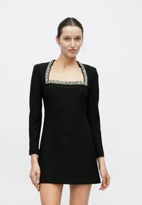 Коктейльное платье