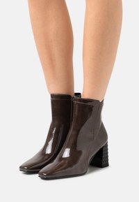 Ботильоны Ботильоны