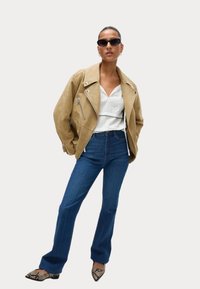 Байкерская куртка