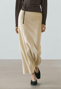 Длинная юбка