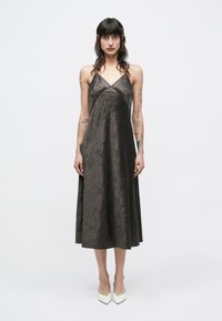 Коктейльное платье