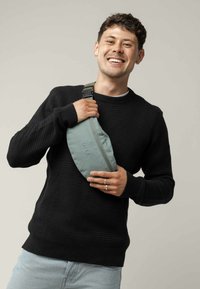 Сумка на пояс