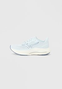 Беговые кроссовки