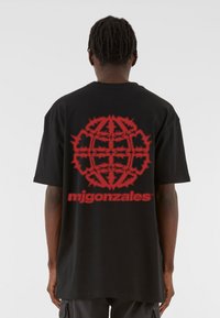 Футболка Футболка