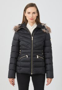 Зимняя куртка