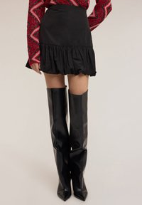 Юбка с воланами