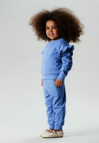 Спортивные штаны Спортивные штаны