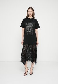 Коктейльное платье