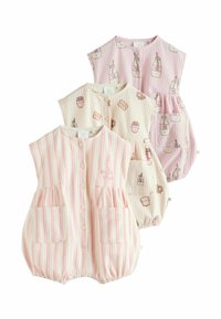 Набор одежды