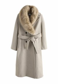 Шерстяное пальто