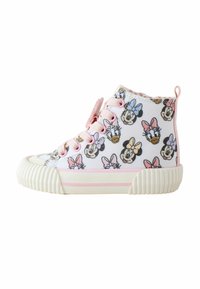 Детская обувь