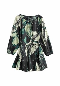 Короткое платье