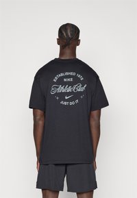 Спортивная майка